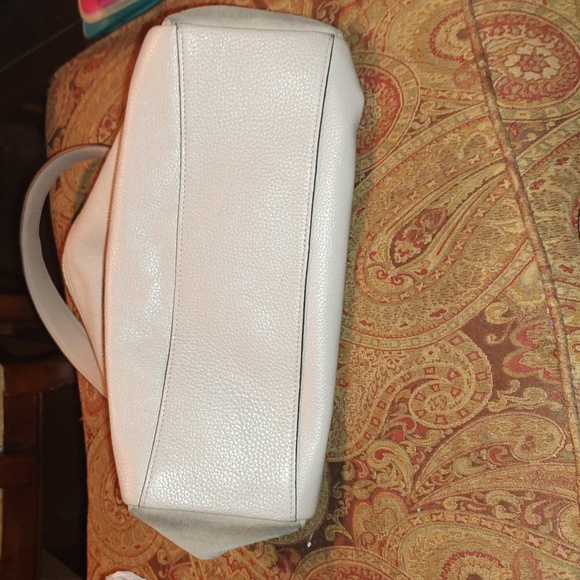 Coach Mia leather and suede shoulder bag. Good used condition. Preloved - Picture 9 of 12